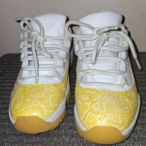 Jordan Kids Yellow and White Sneakers